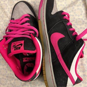 NIKE Dunk Low Premium SB Q's Disposable